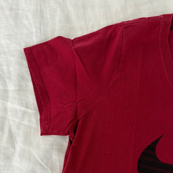 Nike Women's Red Short Sleeve Scoop Neck Tee with Black Swoosh - Picture 6 of 6